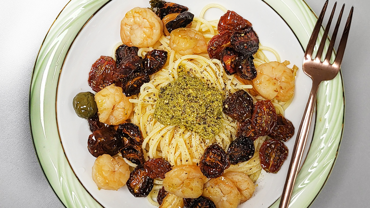바질 토마토 새우 파스타