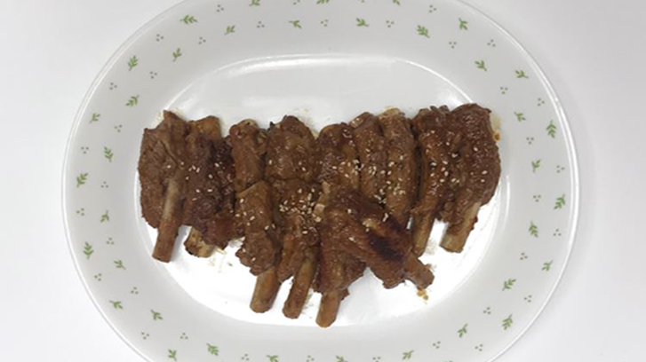 돼지 등갈비 조림