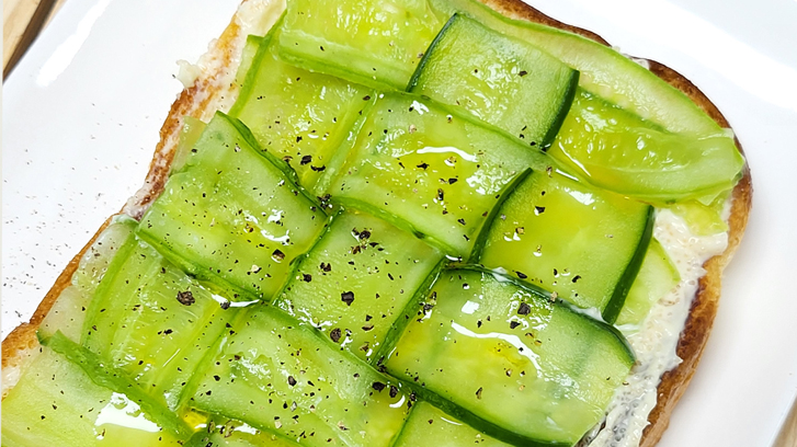 전현무 오이토스트 (명란 크림치즈 오이토스트)